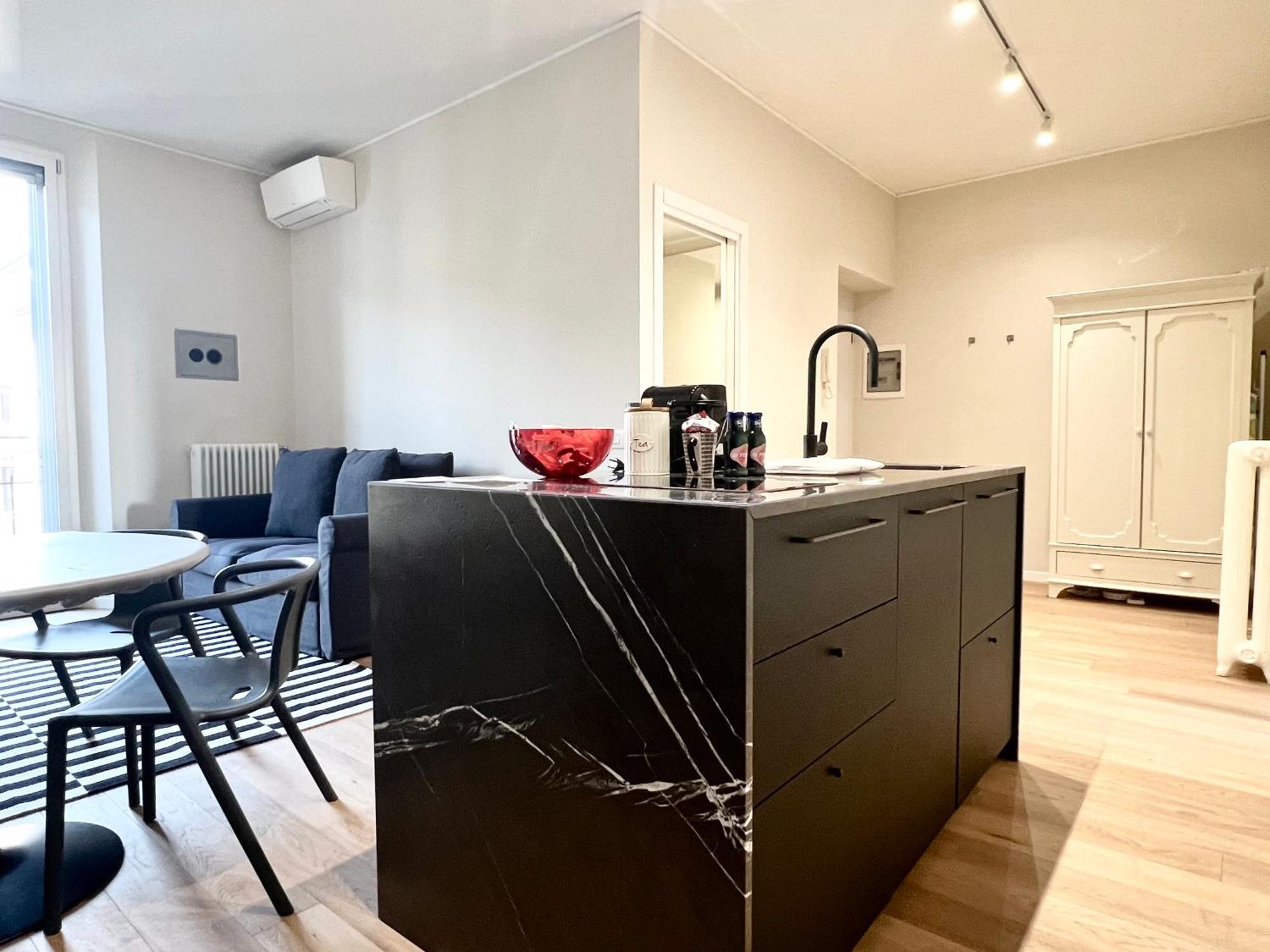 Comecasa Fashion Apartment In Via Mantova Mediolan Zewnętrze zdjęcie